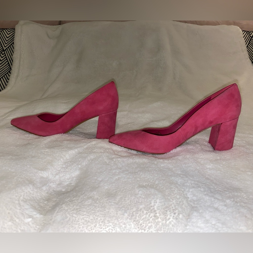 Marc Fisher Pink Suede Heels 8